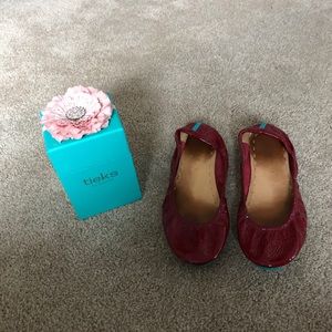 Ruby Red Patent Tieks size 9